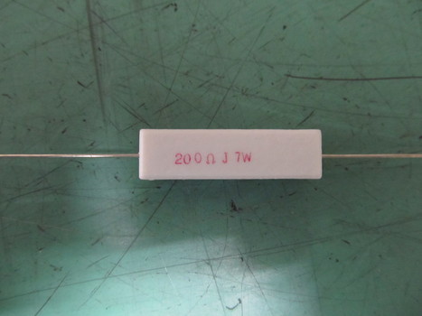 Widerstand 7W 200 Ohm