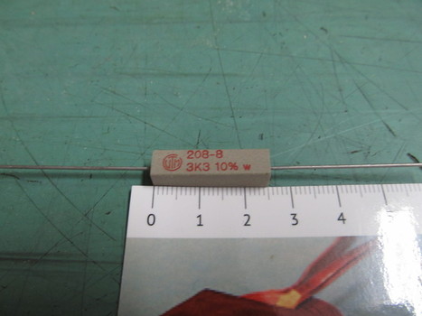 Widerstand 8W 3K3 Ohm