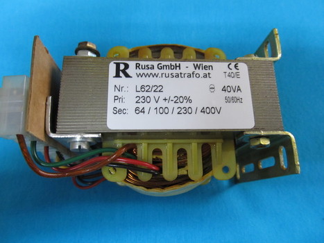 Einphasentrafo 40VA L62/22