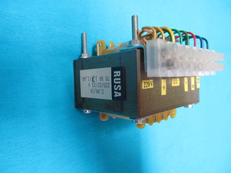 Einphasentrafo 70VA 2.94/24